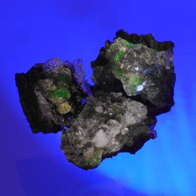 UV-Mineral: Hyalith