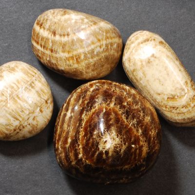 Aragonite, brown (approx. 4 cm)