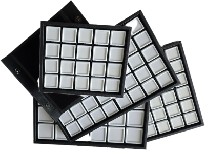Case with 40 x 40 mm Glas lid boxes
