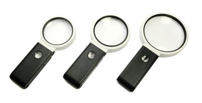 Multifunctional hand magnifier with USB