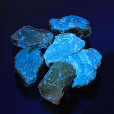 UV-Mineral: Bernstein