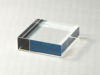 NEU 4er Set Acrylsockel quadratisch Größen 25,30,40,50 mm x 12mm Höhe 