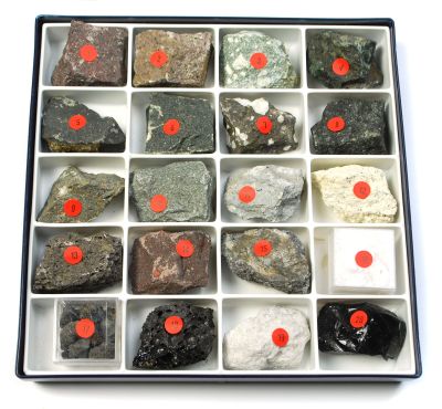 Sammlung: 20 Vulkanite (20x20 mm)
