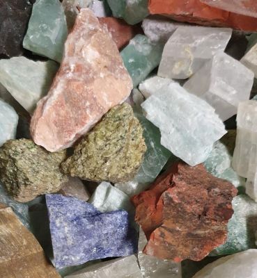 Mixed lot of rough stones (500g)